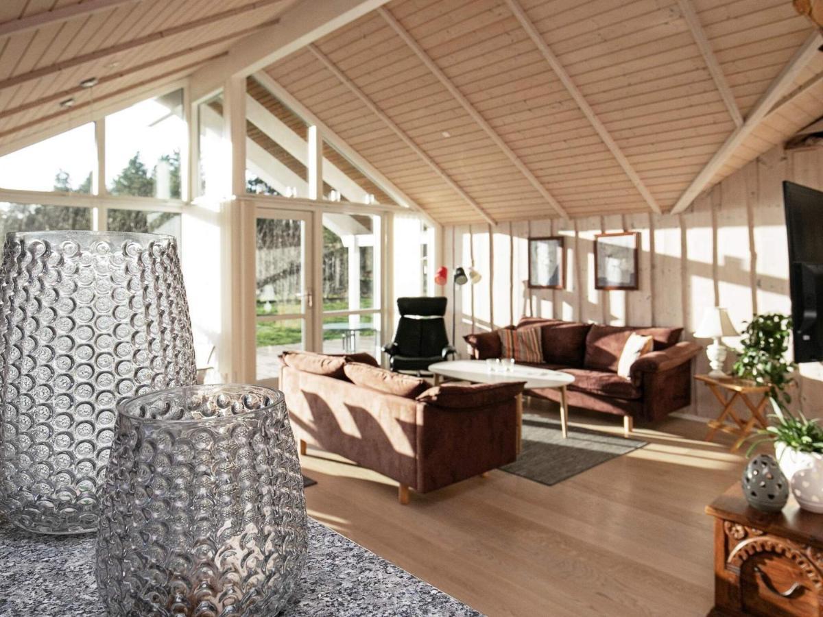 Three-Bedroom Holiday Home In Rodby 38 Kramnitse 외부 사진