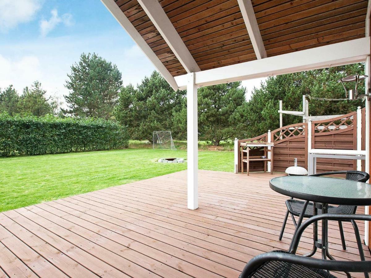 Three-Bedroom Holiday Home In Rodby 38 Kramnitse 외부 사진